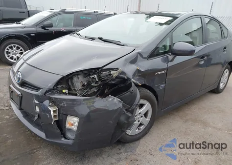 2011 Toyota Prius Two z USA, uszkodzony, nr VIN JTDKN3DU2B5324372